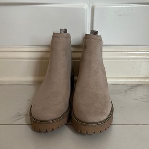 Target Taci pull on ankle boots